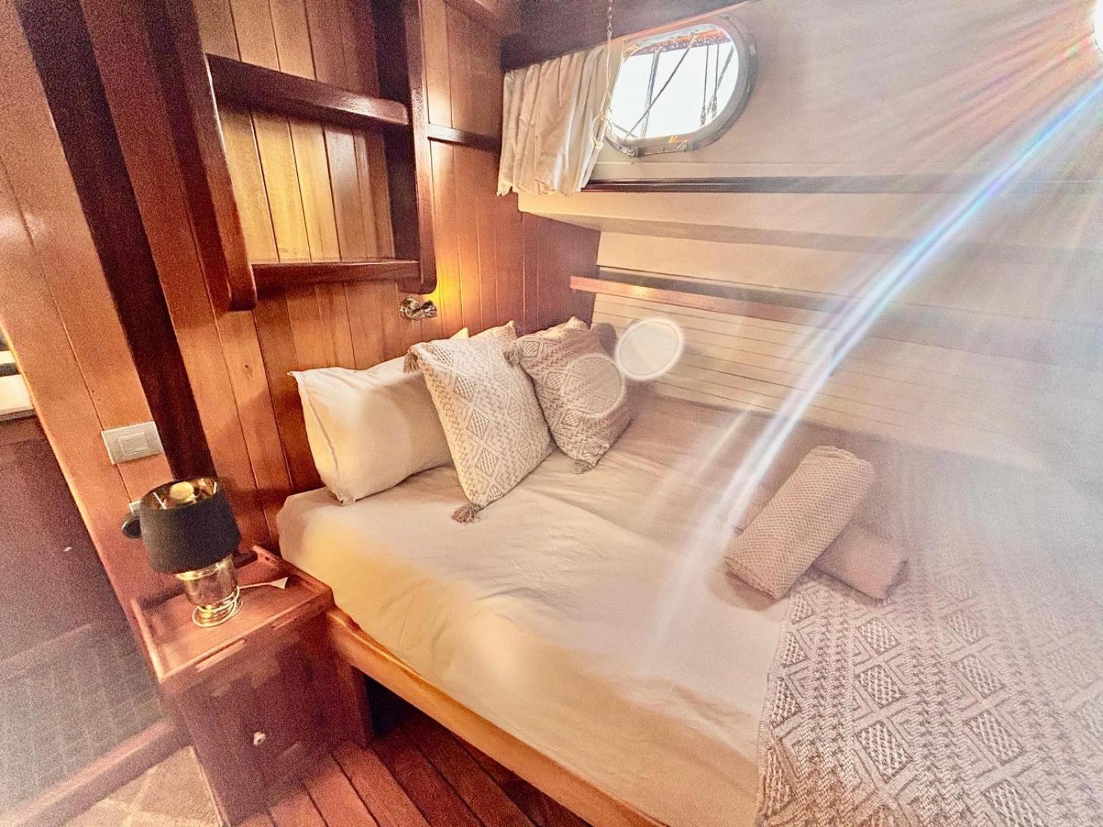 Båter Wooden Boat- La Goletta Barcelona